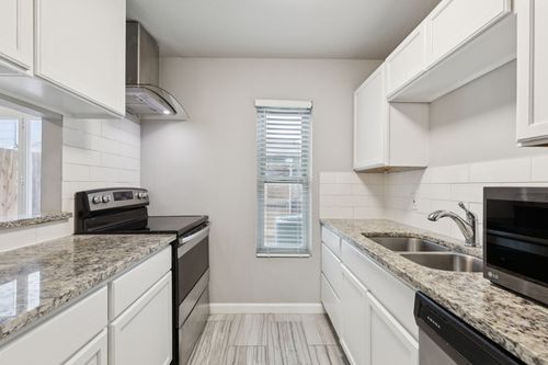 apt-106-4039 Cole Ave, Dallas, TX, 75204-1835 | Card Image