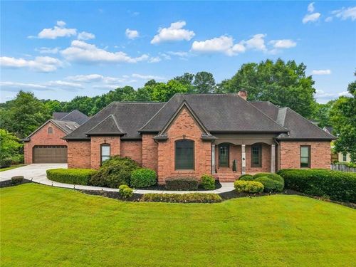 315 Savannah Pl, Loganville, GA, 30052-4051 | Card Image