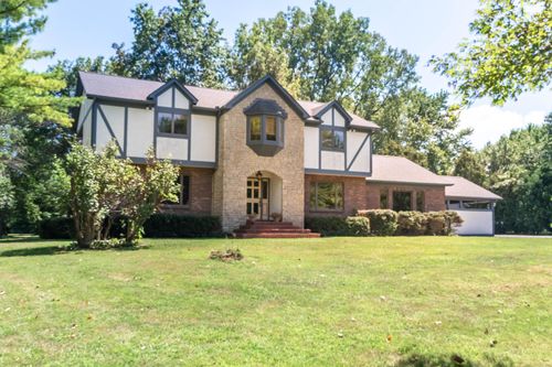 8795 Riebel Rd, Galloway, OH, 43119-9716 | Card Image