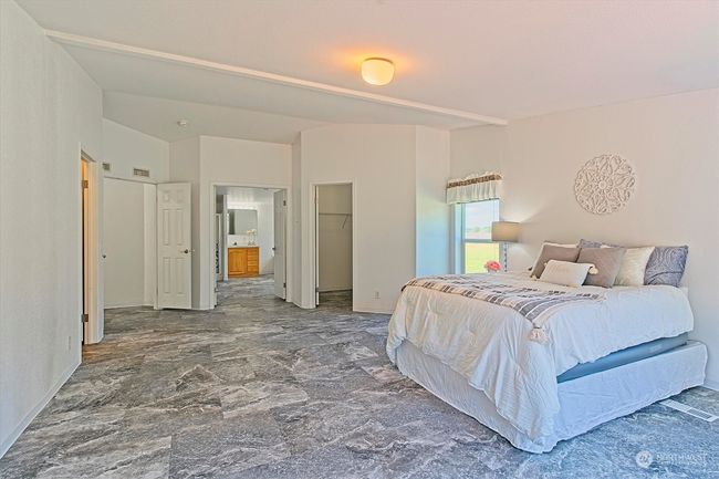 3933 Old Olympic Hwy, House other with 3 bedrooms, 3 bathrooms and 2 parking in Port Angeles WA | Image 25