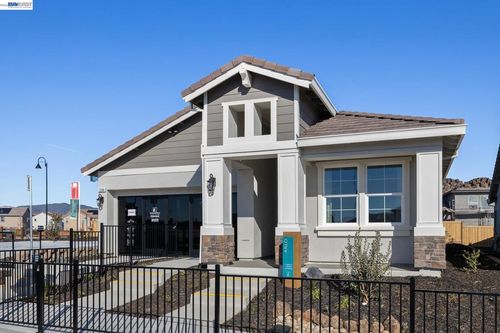 1504 Millennium Way, Fairfield, CA, 94533-7161 | Card Image