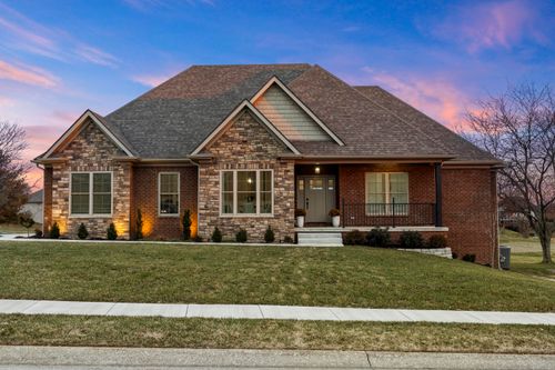1466 Clubhouse Ln, Mt Sterling, KY, 40353-7840 | Card Image