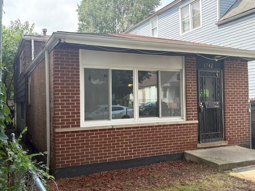 6542 S Carpenter St, Chicago, IL, 60621-1234 | Card Image
