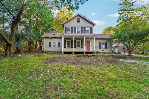 597 W Nyack Road, Clarkstown, NY, 10994 | Card Image