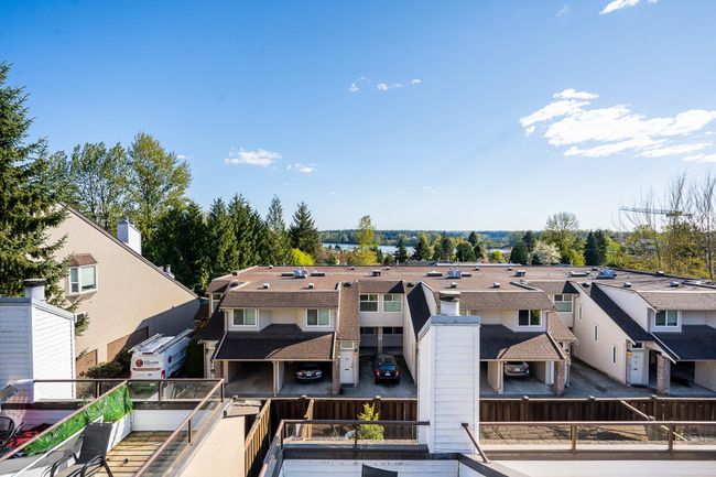 305 - 11724 225 Street, Townhouse with 2 bedrooms, 1 bathrooms and 1 parking in Maple Ridge BC | Image 30