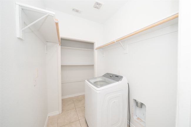 305 E Fogg St, House other with 3 bedrooms, 2 bathrooms and null parking in Fort Worth TX | Image 11