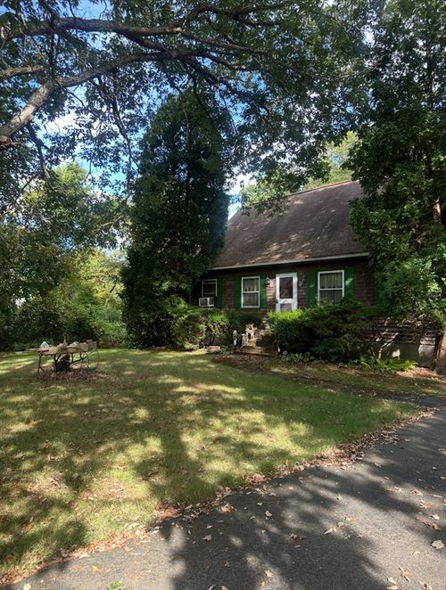 19 Burt St, Berkley, MA, 02779-1005 | Card Image