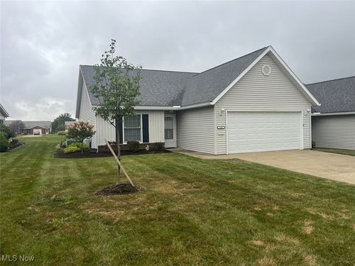 820 King Ridge Dr, Ashland, OH, 44805-3667 | Card Image