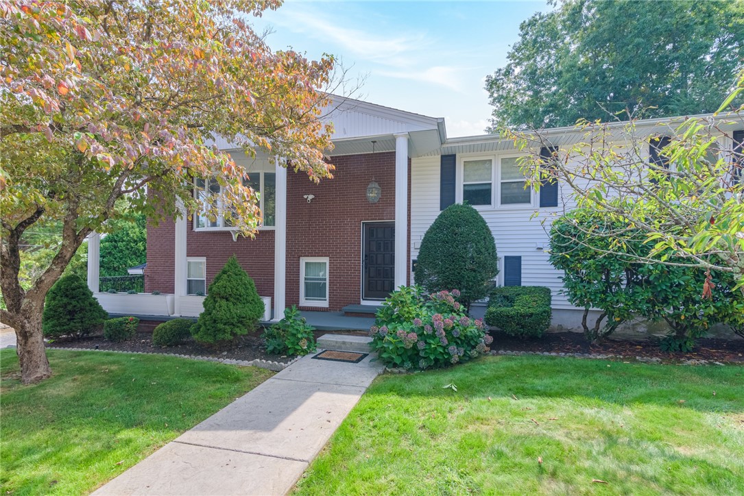 Hillside Dr, North Providence, RI 02911