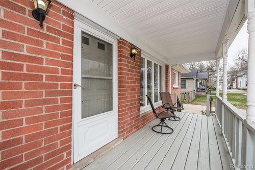 310 Yerkes St, Northville, MI, 48167-1636 | Card Image