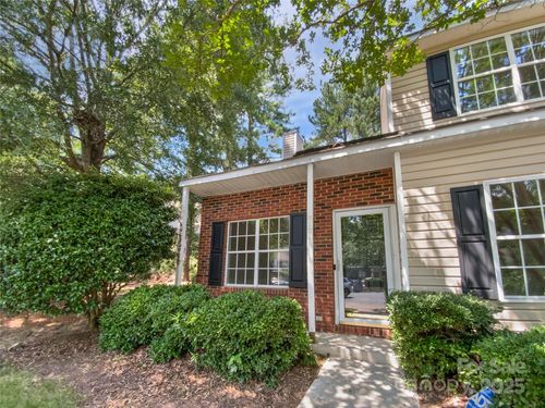 9121 Charminster Ct, Charlotte, NC, 28269-2230 | Card Image