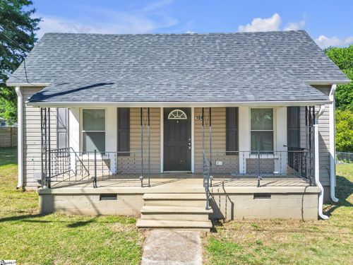 104 Lake Avenue, Greer, SC, 29650 | Card Image