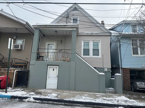 6408 Grand Ave, North Bergen, NJ, 07047-3526 | Card Image