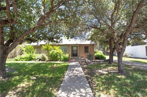 916 S 8th Ave, Edinburg, TX, 78539-4411 | Card Image