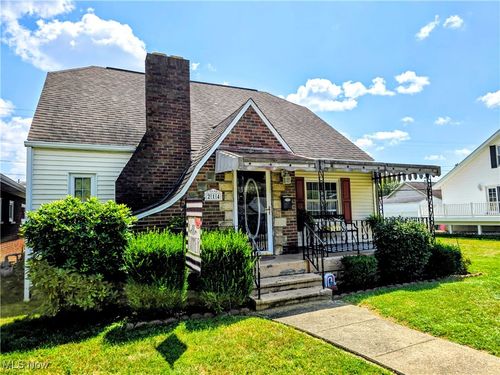 214 Martha St, Yorkville, OH, 43971-1113 | Card Image
