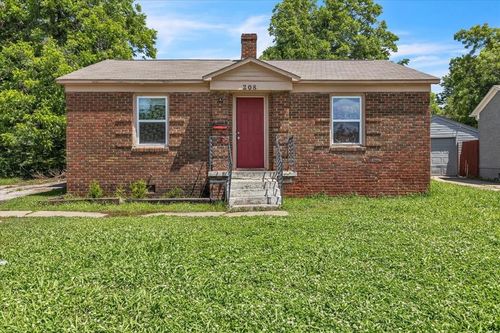 208 E Lockheed Dr, Midwest City, OK, 73110-5611 | Card Image