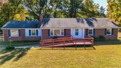 13709 Cox Road, House other with 3 bedrooms, 2 bathrooms and null parking in Dinwiddie VA | Image 3