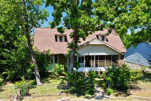 36 W Hilltop Rd, McAlester, OK, 74501-7570 | Card Image