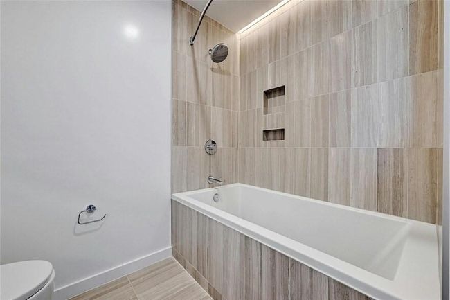 UNIT-2003 - 313 W 17 Th St, Condo with 1 bedrooms, 1 bathrooms and 1 parking in Austin TX | Image 24