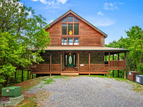 4160 High Ridge Way, Sevierville, TN, 37862-8676 | Card Image