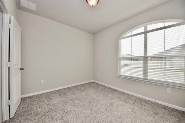 UNIT-5 - 1701 Logan Dr, Townhouse with 3 bedrooms, 2 bathrooms and 4 parking in Round Rock TX | Image 20
