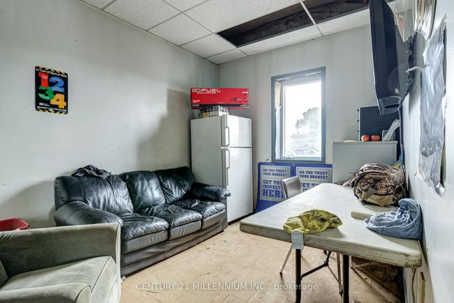41401 Amberley Rd, Home with 0 bedrooms, 2 bathrooms and null parking in Bluevale ON | Image 8