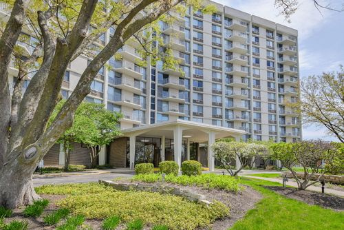 unit-6e-20 N Tower Rd, Oak Brook, IL, 60523-1133 | Card Image