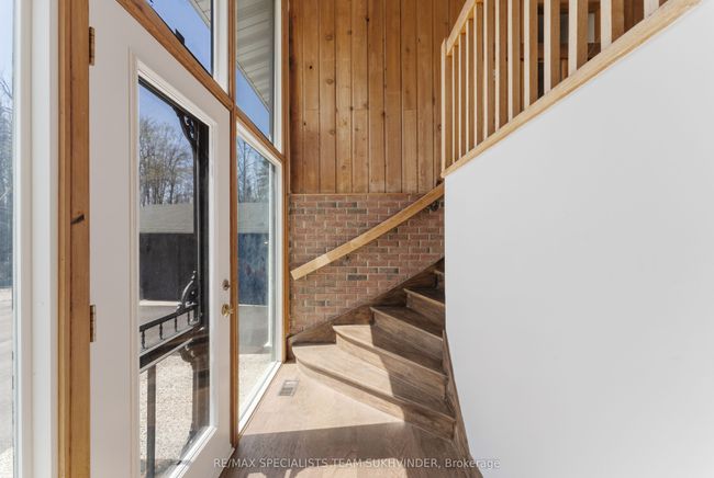4680 Beech Grove Sideroad, House other with 4 bedrooms, 2 bathrooms and 20 parking in Caledon Village ON | Image 4