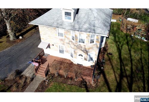 131 Morningside Ave, Park Ridge, NJ, 07656-2215 | Card Image
