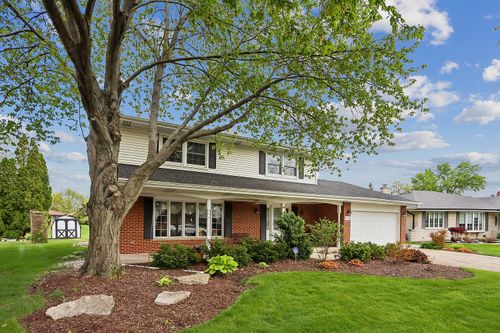 3020 Spring Green Dr, Darien, IL, 60561-1719 | Card Image