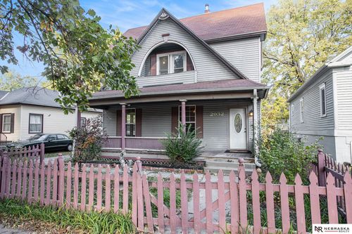 2932 Q St, Lincoln, NE, 68503-3548 | Card Image