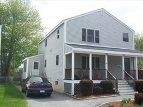 9 Baltimore Ave, Lowell, MA, 01851-5001 | Card Image
