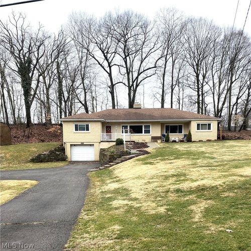 575 East St, East Palestine, OH, 44413-1607 | Card Image