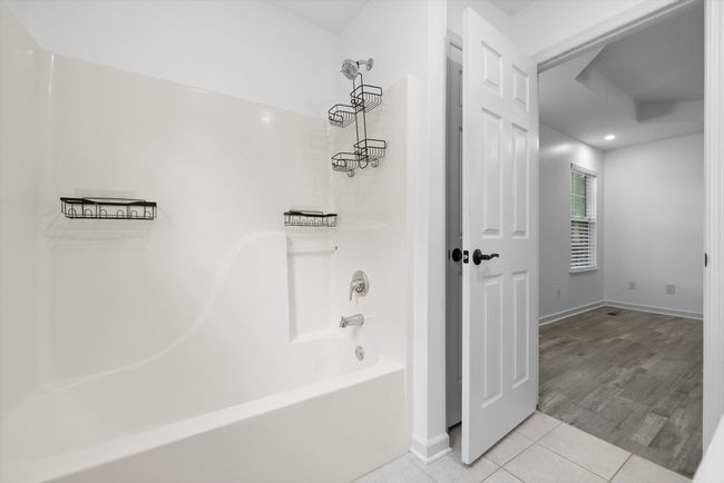 En suite bath | Image 21