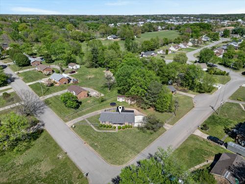 1801 Apex Dr, Clarksville, TN, 37040-6702 | Card Image