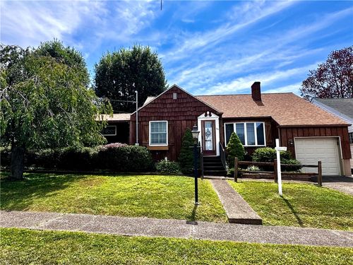94 Brown St, Uniontown, PA, 15401-4653 | Card Image