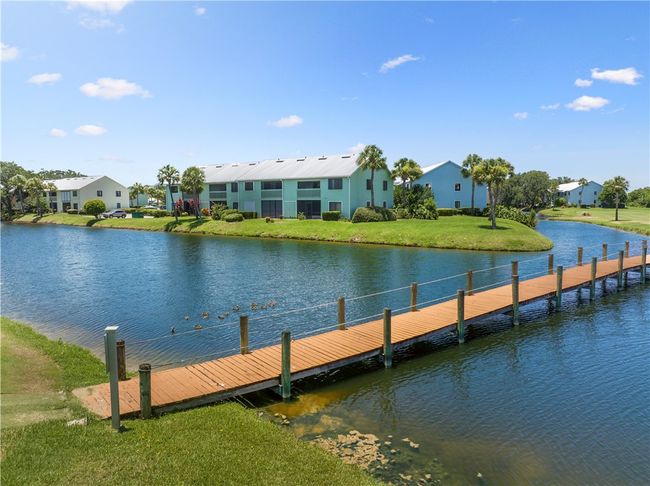 APT-1 - 5725 Pelican Pointe Dr, House attached with 2 bedrooms, 2 bathrooms and null parking in Sebastian FL | Image 24