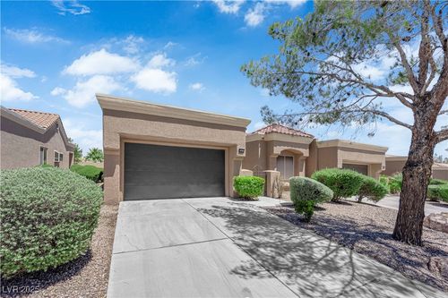 9452 Gold Mountain Dr, Las Vegas, NV, 89134-7800 | Card Image