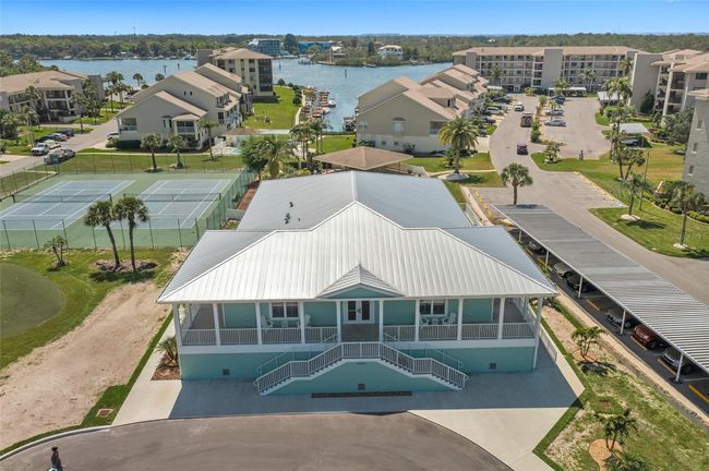 Clubhouse | Image 61