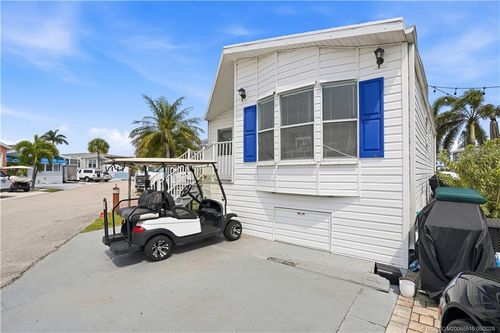 652 Nettles Blvd, Jensen Beach, FL, 34957 | Card Image