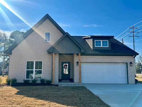 106 Jefferson Ave, Muscle Shoals, AL, 35661-1316 | Card Image