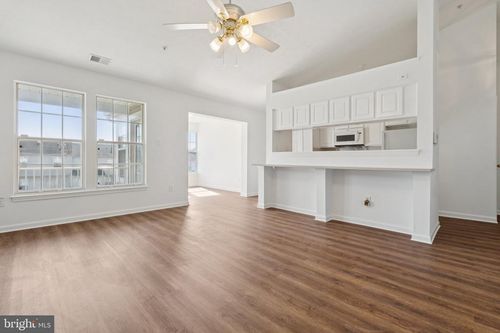 5-7655 Gladstone Rd, WINDSOR MILL, MD, 21244-1272 | Card Image