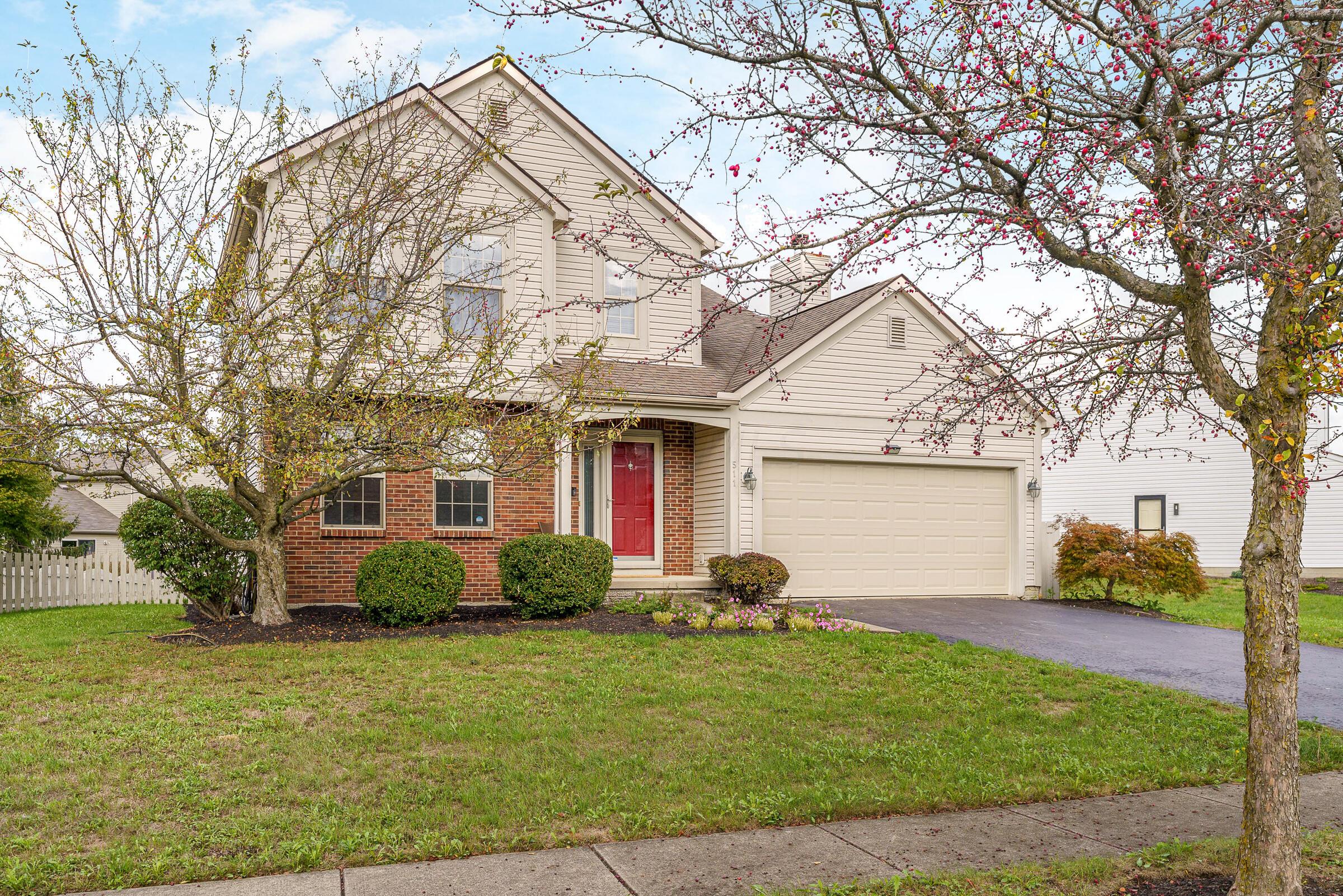 Bellcrest Ct, Pataskala, OH 43062