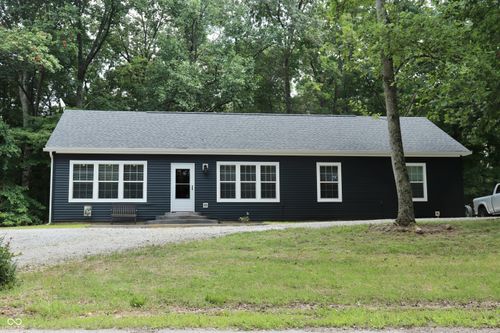 9451 S Chapel Hill Rd, Heltonville, IN, 47436-9622 | Card Image