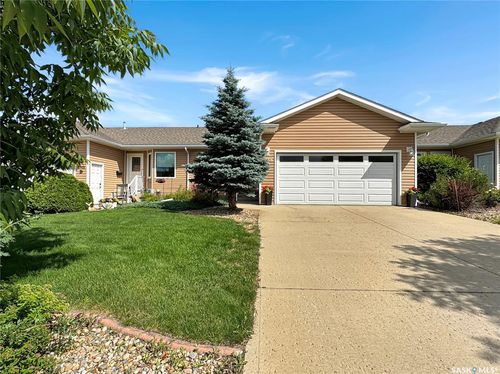 c-10901 Amos Dr, North Battleford, SK, S9A0S6 | Card Image