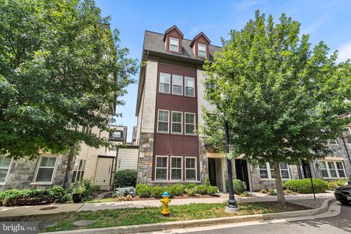 1316 S Quinn St, ARLINGTON, VA, 22204-6285 | Card Image