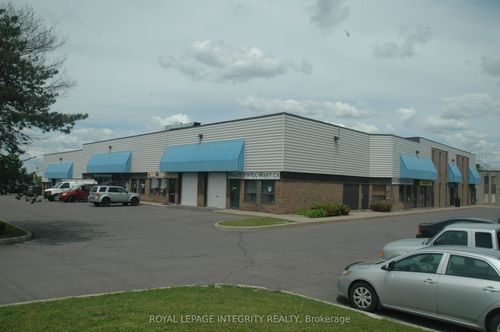 4-and-5-65 Bentley Avenue, Country Place - Pineglen - Crestview and Area, ON, K2E8B4 | Card Image