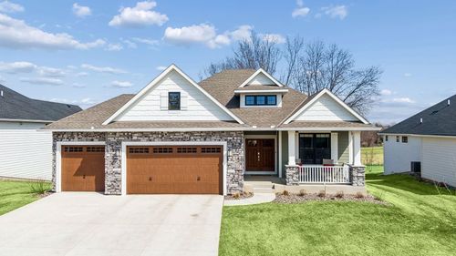 1581 Palmer Dr N, Lake Elmo, MN, 55042-4533 | Card Image