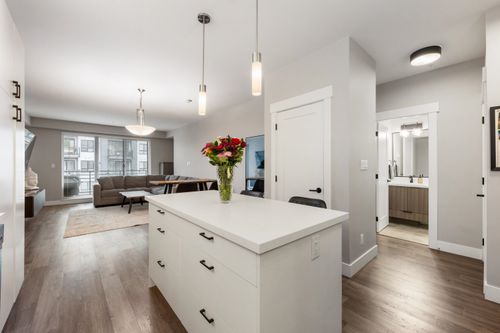b308-20838 78b Ave, Langley, BC, V2Y3M2 | Card Image