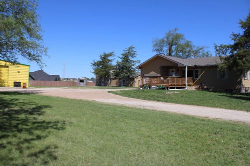 2120 S Holmes Rd, Salina, KS, 67401-9003 | Card Image